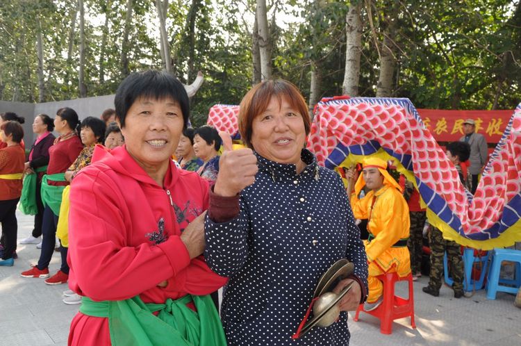 龙山街道组织开展首届“龙山味道” 龙山街道组织开展首届“龙山味道”